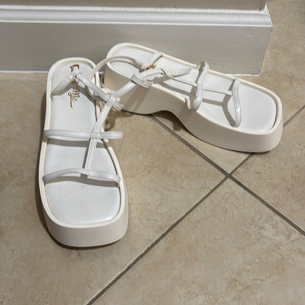 White platform sandal.